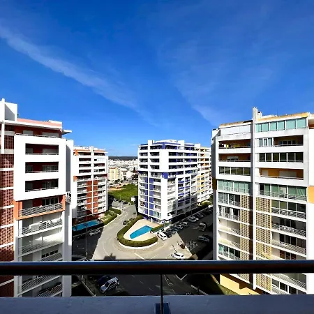 Panoramic With Pool By Homing 公寓 波尔蒂芒